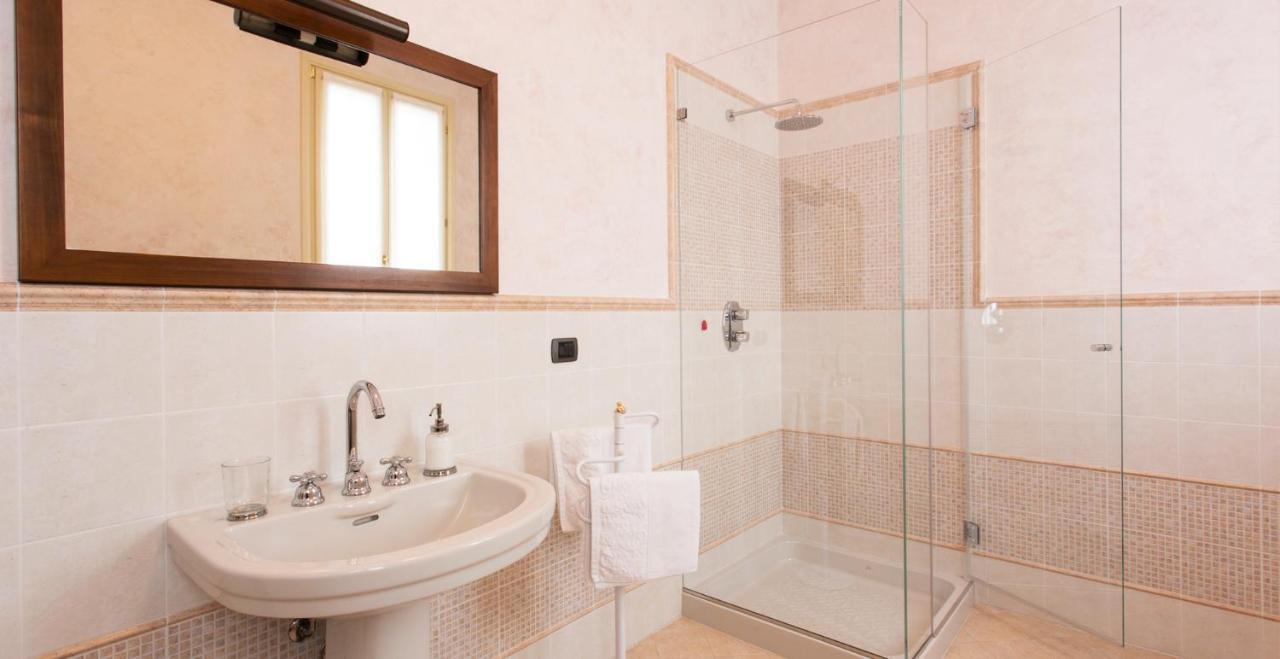 B&B Residence Il Ciliegio , Via Villa Superiore 93 Luzzara 苏扎拉 外观 照片