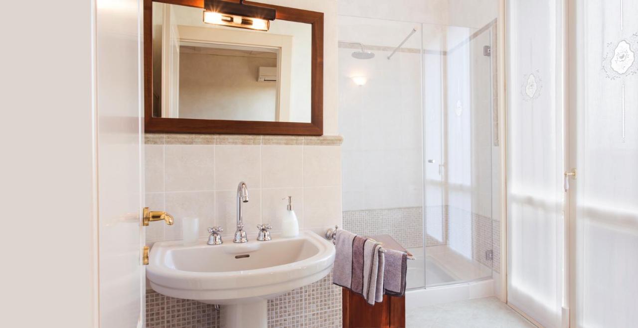 B&B Residence Il Ciliegio , Via Villa Superiore 93 Luzzara 苏扎拉 外观 照片