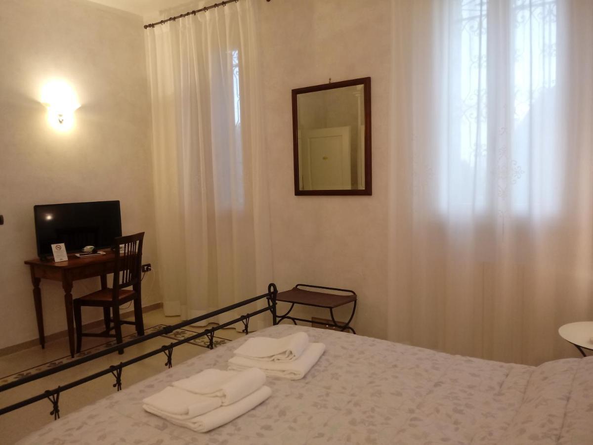B&B Residence Il Ciliegio , Via Villa Superiore 93 Luzzara 苏扎拉 外观 照片
