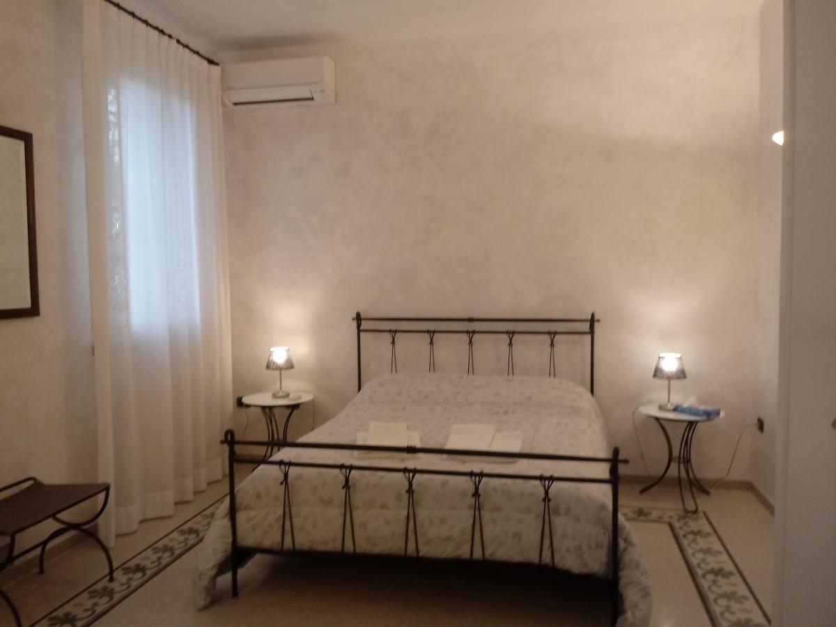 B&B Residence Il Ciliegio , Via Villa Superiore 93 Luzzara 苏扎拉 外观 照片