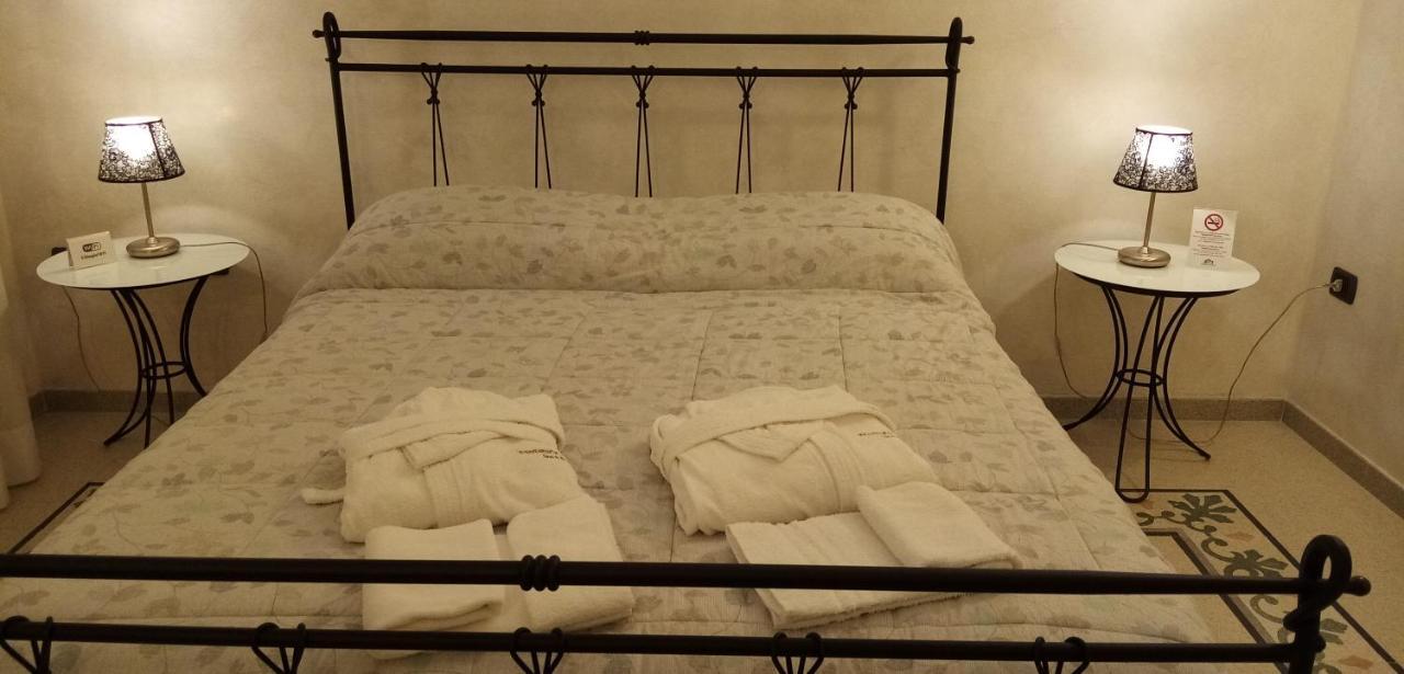 B&B Residence Il Ciliegio , Via Villa Superiore 93 Luzzara 苏扎拉 外观 照片