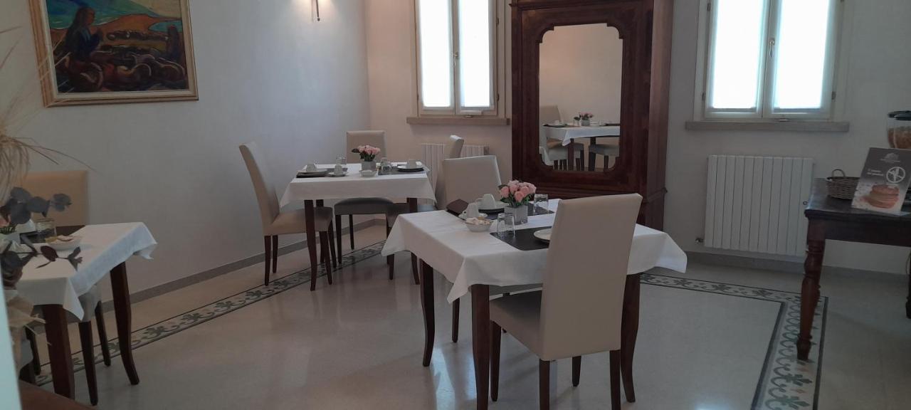 B&B Residence Il Ciliegio , Via Villa Superiore 93 Luzzara 苏扎拉 外观 照片