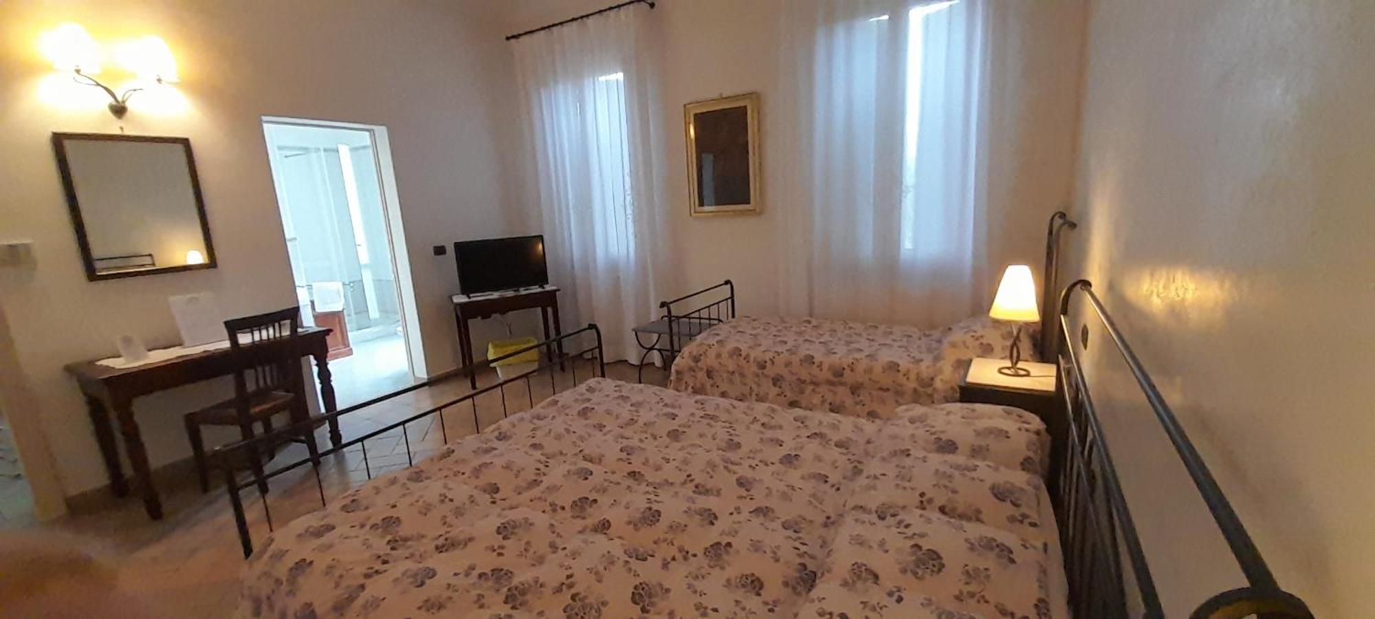 B&B Residence Il Ciliegio , Via Villa Superiore 93 Luzzara 苏扎拉 外观 照片